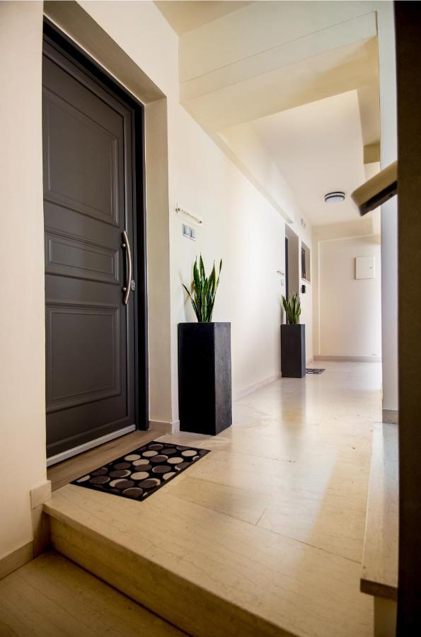 A & B Minimal Suite Ιι With Sea View In Argostoli מראה חיצוני תמונה