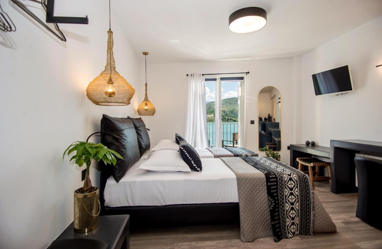 A & B Minimal Suite Ιι With Sea View In Argostoli מראה חיצוני תמונה