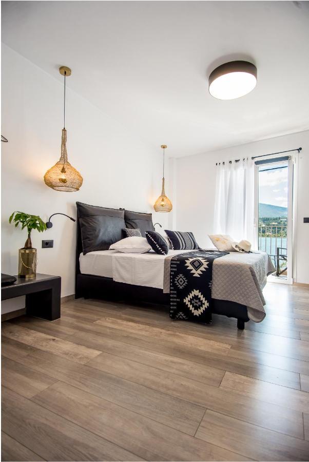 A & B Minimal Suite Ιι With Sea View In Argostoli מראה חיצוני תמונה