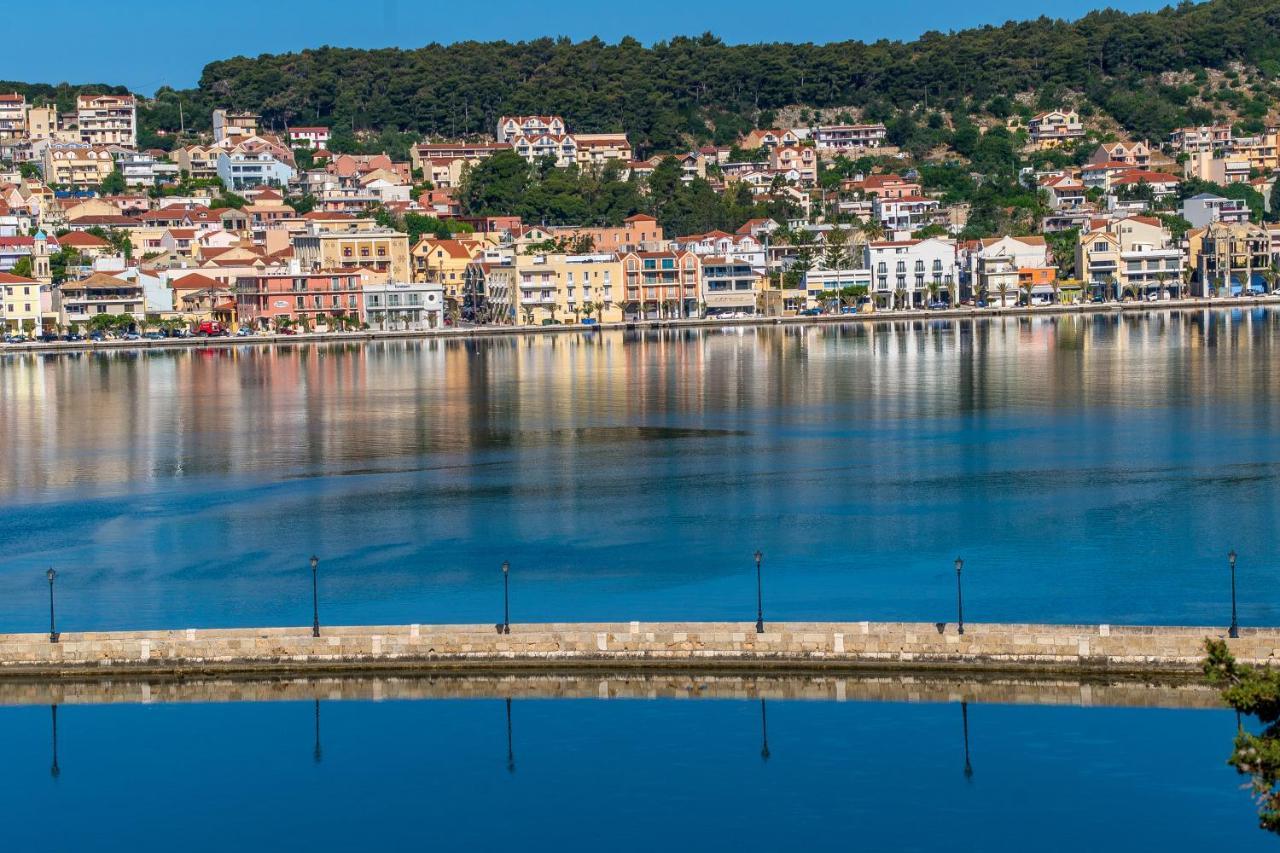 A & B Minimal Suite Ιι With Sea View In Argostoli מראה חיצוני תמונה